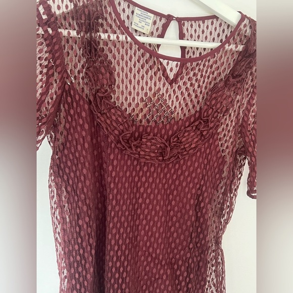 NWT BAUM UND PFERDGARTEN Burgundy Mesh Blouse| size 36 - Picture 3 of 4